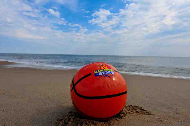 slam-dunk_ball_credit-dto-emily-varisco